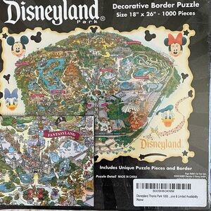 Authentic DISNEYLAND PARK Decorative Border PUZZLE MAP